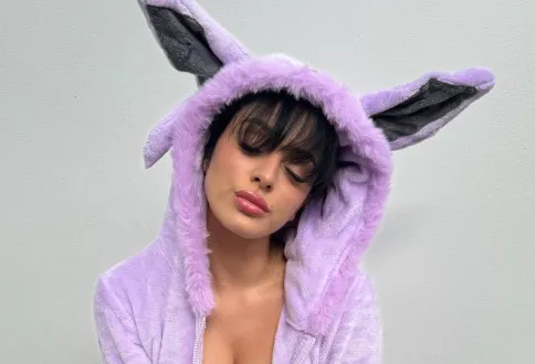 Camilla Araujo Info
