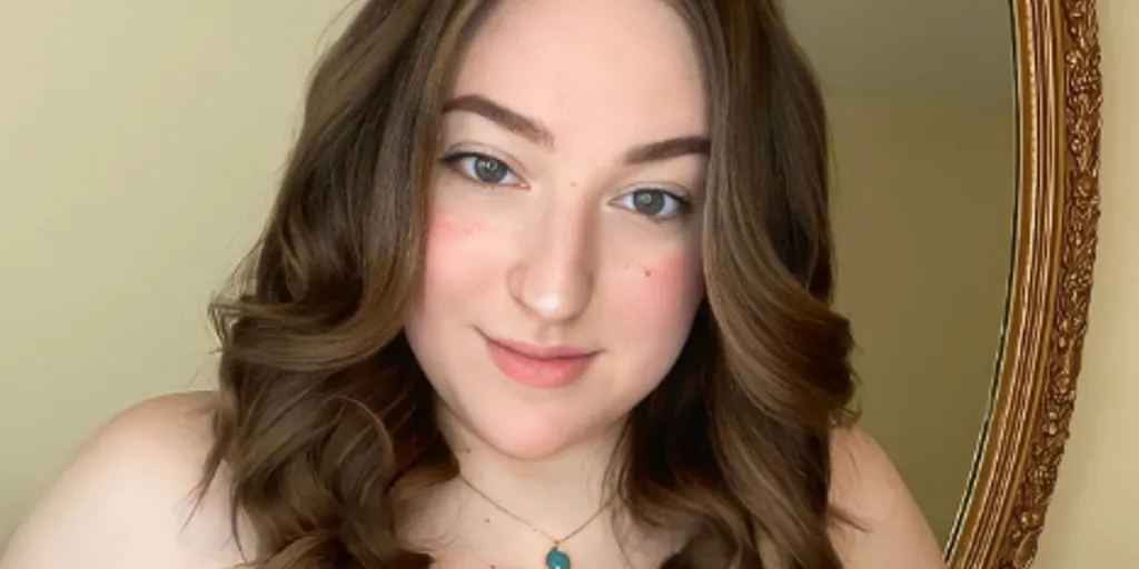 Hazel May (OnlyFans) Info