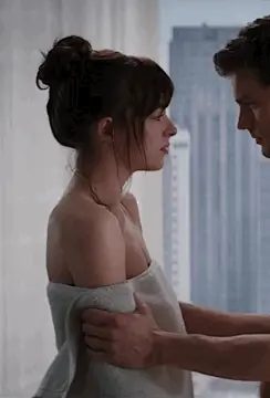 dakota johnson -10/89 -5'7''- 34a-24-34''- 115lbs - 8-shoe, fifty ways cunnilingus! - yum! yum! porn gif
