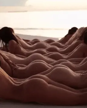 ass up wave porn gif