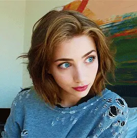 emily rudd porn gif