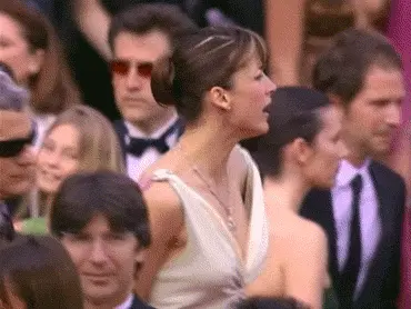 jennifer garner catches the wardrobe malfunction porn gif