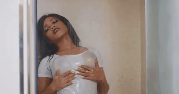 kiki minaj is so fucking wet right now. porn gif