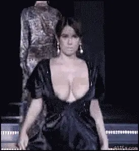 catwalk_nipslip porn gif