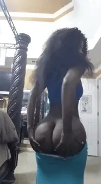 huge ebony ass porn gif