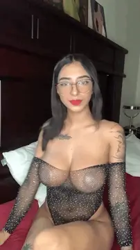 hermosa con bonitas tetas / beautiful woman with nice tits. porn gif