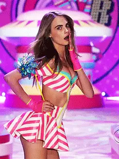 cara delevingne -8/92 -5'9''- 32-24-34''-30a-bra -113lbs -8-shoe. british pretty baby, sweet wet cunnilingus! -yum! yum! porn gif