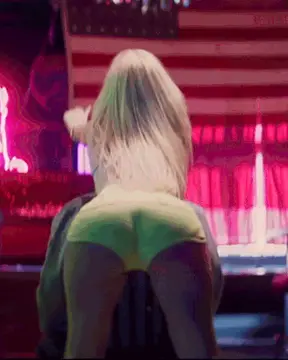 iggy azalea shakes sexy ass porn gif