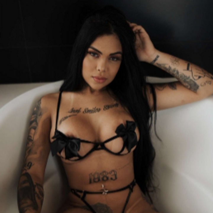 dj-nathi-pelada nudes