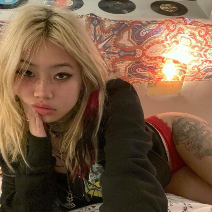 beabadoobee nudes