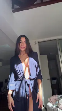 Parcerita huge tits reveal