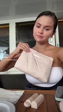 selena.gomez, selenagomez