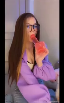 Naomie, https:, strawberrymilk9320, strawberrymillk