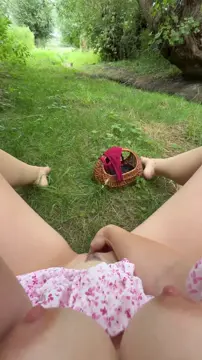 Berry's berry-picking POV