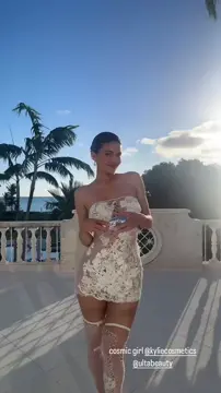 Kylie Jenner big tits