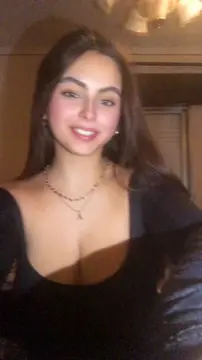 @_ana17mariaa_ (TikTok link included)