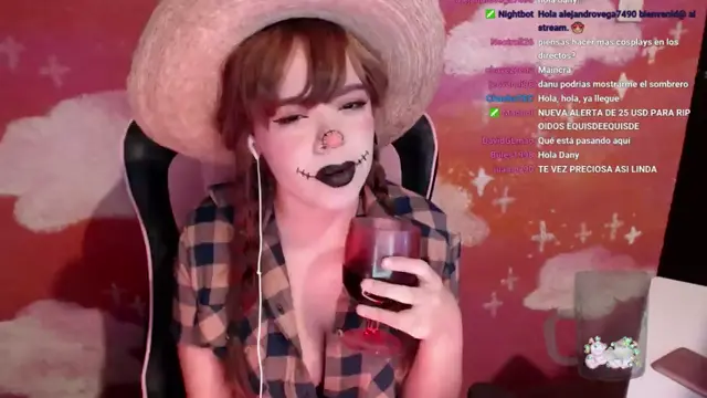 DannyanCat nipslip