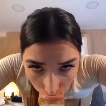 Professional swallower😍😍