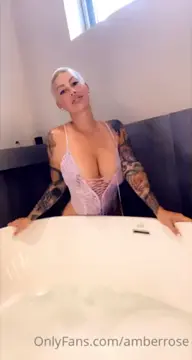 AMBER ROSE LEAKED PICS