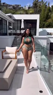 OMG AMBERDYME IS SO THICK🥵🥵😍