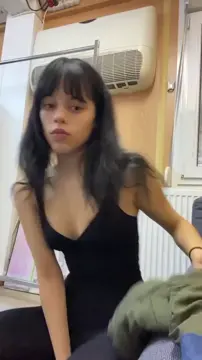 Jenna Ortega (Fap Videos)