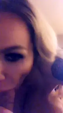 Skinny bimbo Danielle 6