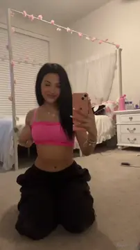 ⚡Lilliandelaney19 Skinny Petite Mexican/Latina Teen Slut