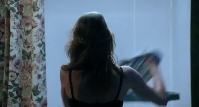 Shannon Elizabeth Jack Frost Scene