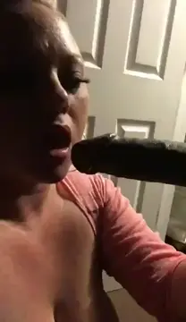 Amateur Milf Sucking A Bbc