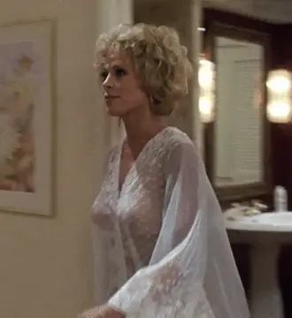 Leslie Easterbrook