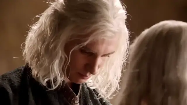 Daenerys (GOT) – Emilia Clarke