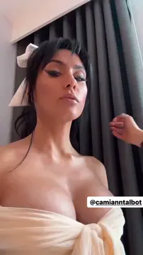 Cristina Vee 1