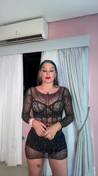 Larissa Riquelme