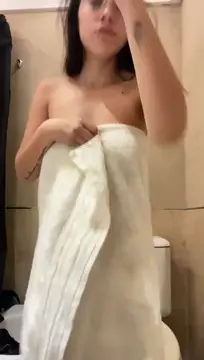 Sexy latina: hannababyxx