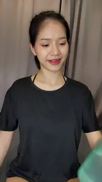 I think there is something wrong with this water?😆