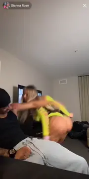Bimbo twerking in a halloween costume     (Gianna Rose)