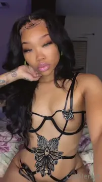 ayishaxmina sexy young ass playing with that blasian pussy