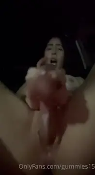 Girls masturbating