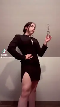 amber the valkyrie muscular fit tik tok babe