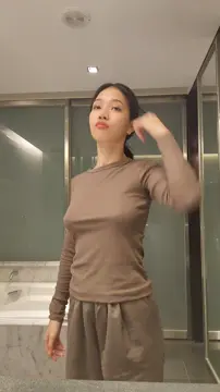 Tight shirt boob reveal