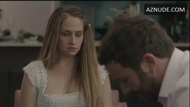Jemima Kirke in Girls