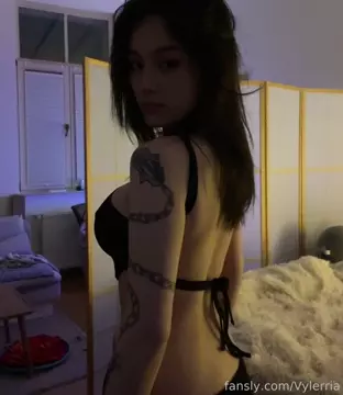 jadeyanh black underwear