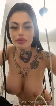 Romanian hooker Ella Rose