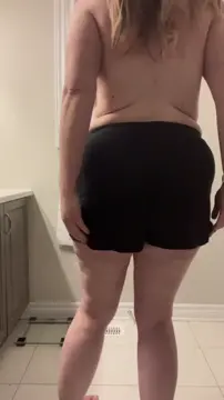 Horny Housewife Wants Something In Her Ass