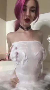 Big titty alt girl showing off her soapy titties