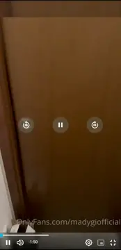 MadyGio titfuck