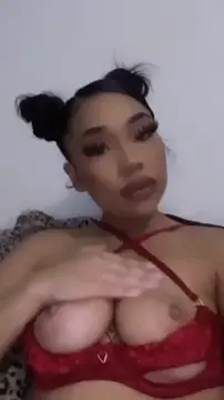 sexy slut squirting