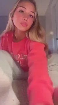 freaky ass snowbunny
