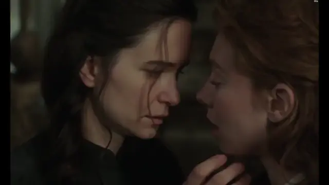 Vanessa Kirby and Katherine Waterston in lesbian sex scenes