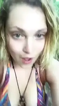 Eliza Taylor the Breasts That Move